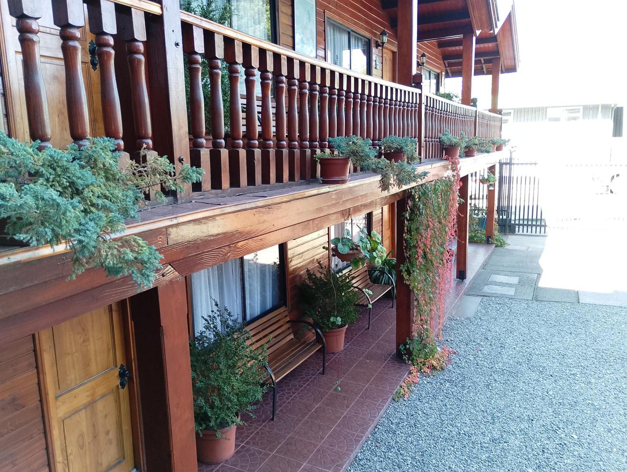 Apart-Hotel Colonia-Konigsberg: Central Valdivia Suites with Air Conditioning Exterior photo