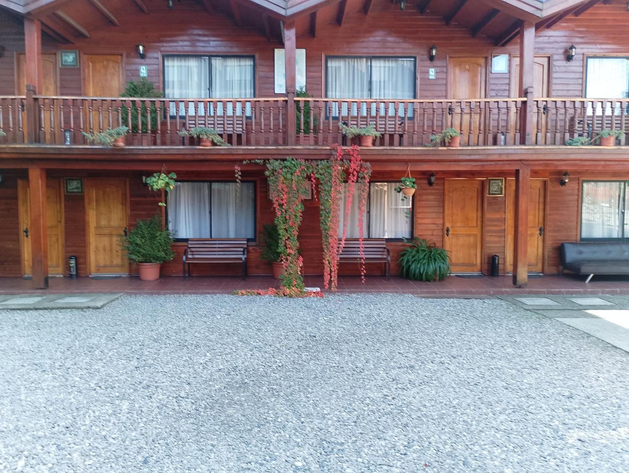 Apart-Hotel Colonia-Konigsberg: Central Valdivia Suites with Air Conditioning Exterior photo